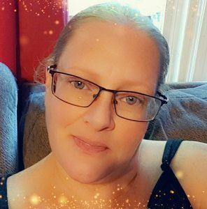 Meet your Posher, Shelly